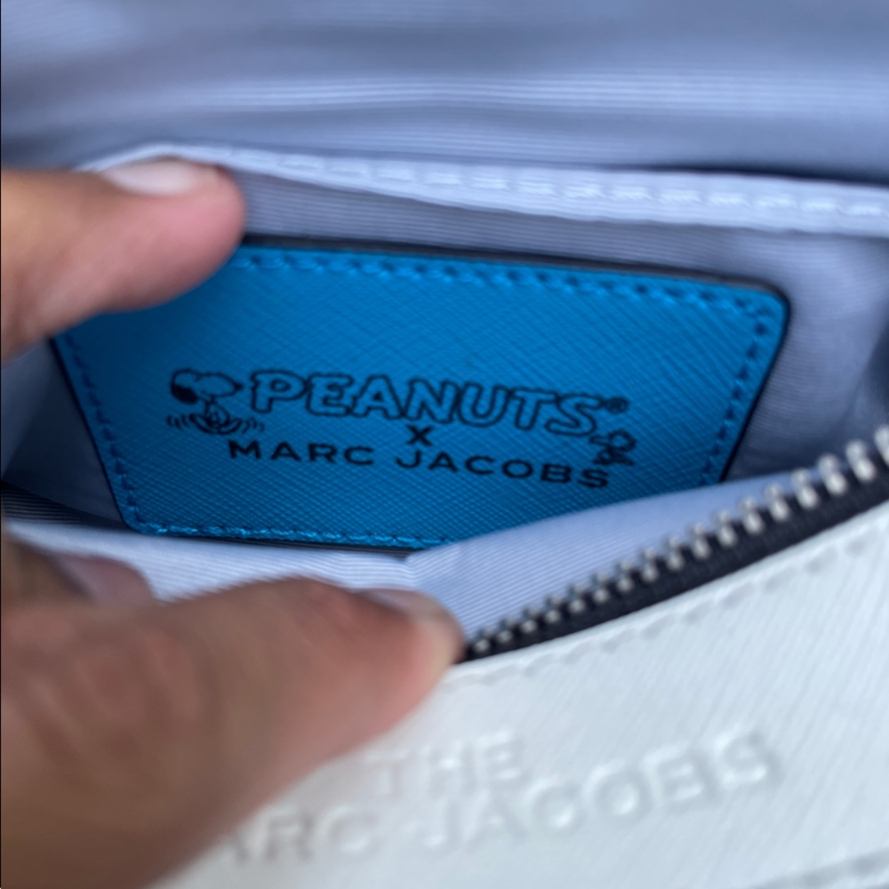Marc Jacobs snapshot (peanut lucy) - Picture 12 of 16